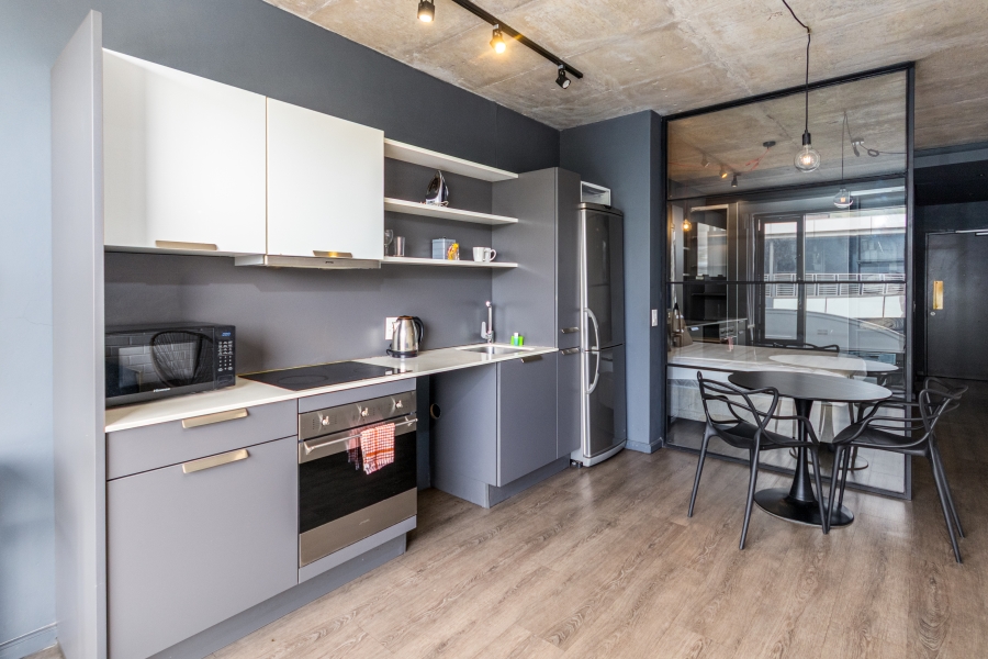 1 Bedroom Property for Sale in Woodstock Western Cape